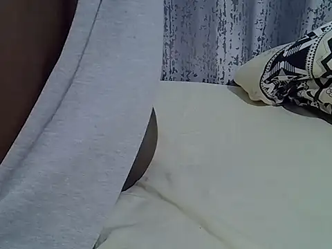 sweet veee online show from September 27, 2025, 7:35 am