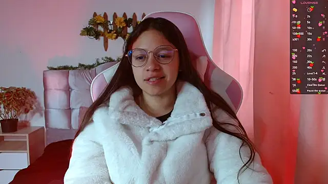 SamanthaRoldaan online show from March 14, 2025, 1:24 pm