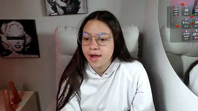 SamanthaRoldaan online show from November 12, 2025, 2:39 pm