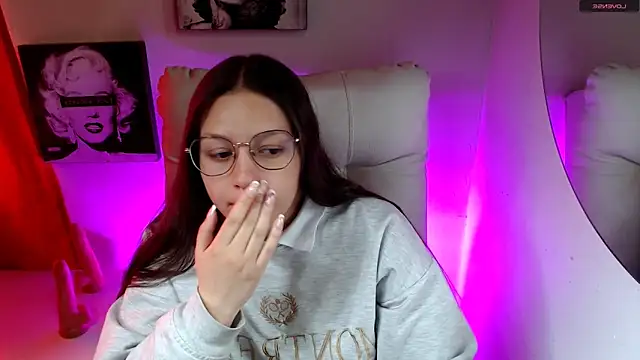 SamanthaRoldaan online show from February 11, 2026, 2:44 pm