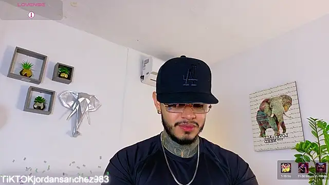 Snapshot of JordanSmiith_ chatting on February 18, 2026, 8:38 pm JordanSmiith online show from February 18, 2026, 8:38 pm