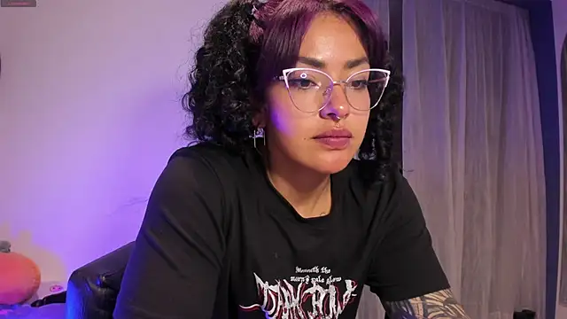 witchviolet online show from March 18, 2025, 12:38 am