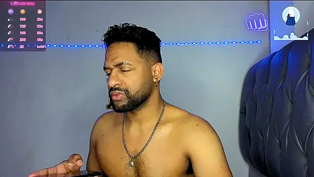 Snapshot of bbcblackhot34 chatting on February 6, 2026, 5:27 pm bbcblackhot34 online show from February 6, 2026, 5:27 pm