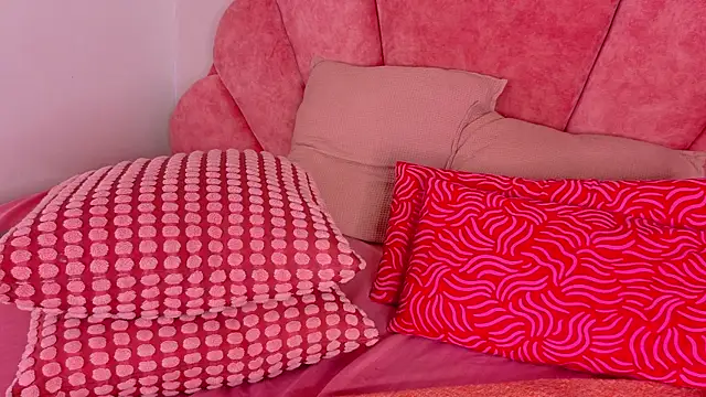 eva daemon online show from April 9, 2026, 11:59 am