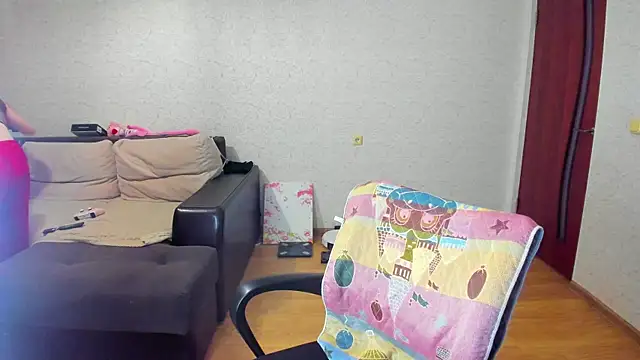 natali2550 online show from February 7, 2025, 9:26 pm