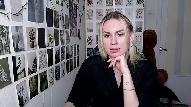 CapriScorpion online show from February 19, 2026, 2:13 pm