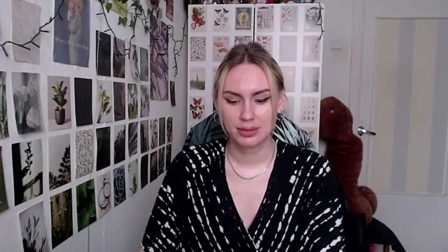 CapriScorpion online show from February 28, 2026, 12:39 pm