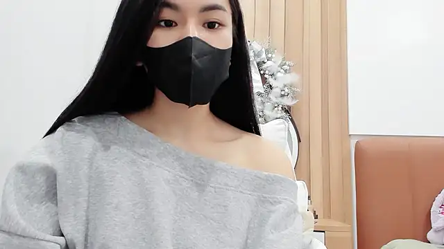 Snapshot of Lita-Julia chatting on January 16, 2025, 12:12 am Lita-Julia online show from January 16, 2025, 12:12 am