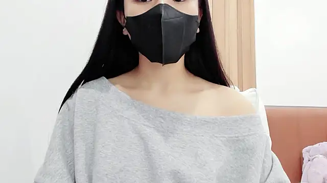 Snapshot of Lita-Julia chatting on March 15, 2025, 7:59 pm Lita-Julia online show from March 15, 2025, 7:59 pm