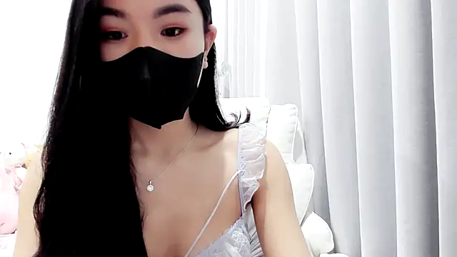 Snapshot of Lita-Julia chatting on October 12, 2025, 7:07 am Lita-Julia online show from October 12, 2025, 7:07 am