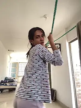 KatrinaQueen1 online show from March 27, 2026, 4:29 pm