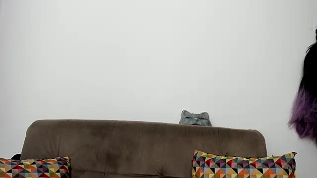 queen fetish online show from January 10, 2025, 11:00 am