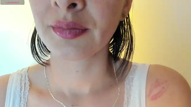 queen fetish online show from September 10, 2025, 3:45 pm