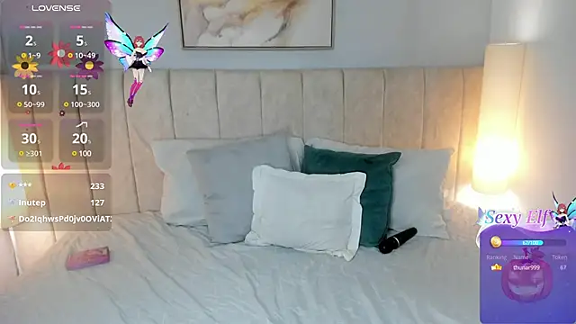 Snapshot of Atenea_cuteee chatting on January 17, 2025, 5:11 am Atenea cuteee online show from January 17, 2025, 5:11 am