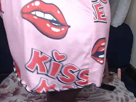 AdelaideT online show from December 17, 2025, 1:00 am