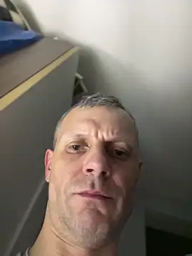 Arthur2288xh online show from April 11, 2026, 11:42 pm