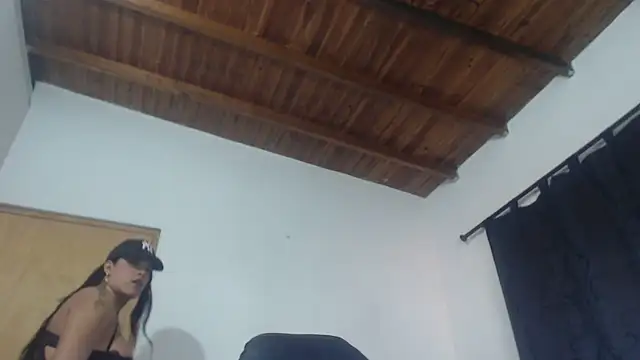 Snapshot of Alejagrantx chatting on September 12, 2025, 9:26 pm Alejagrantx online show from September 12, 2025, 9:26 pm