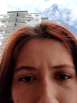 julieth love  online show from November 16, 2025, 6:02 pm