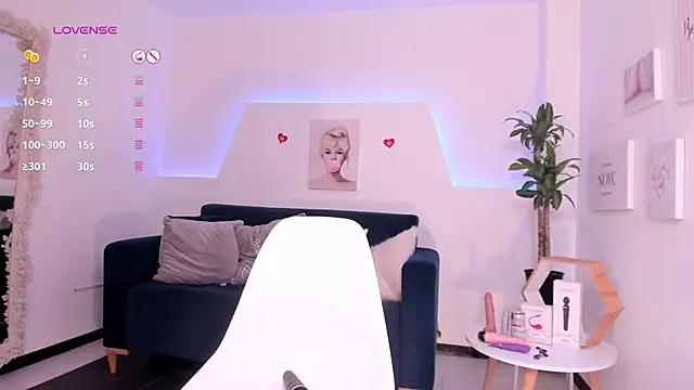 Snapshot of Kim_ev chatting on December 20, 2024, 4:42 am Kim ev online show from December 20, 2024, 4:42 am