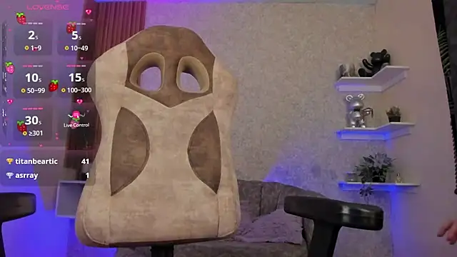 mia catt05 online show from February 2, 2025, 9:30 am