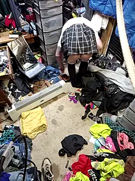 cdressupdiva online show from November 28, 2025, 11:51 pm