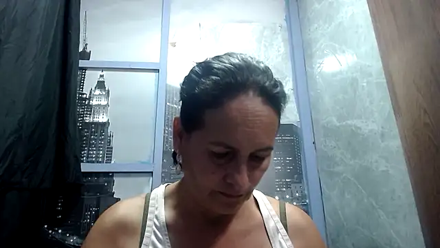 Nastylatinaxxx online show from October 30, 2025, 12:28 pm