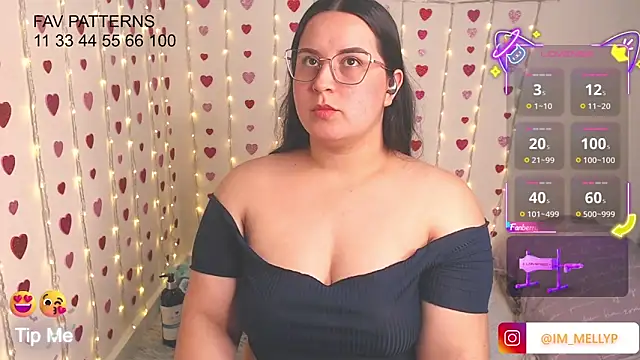 Snapshot of Mellyparker_ chatting on April 23, 2026, 4:09 pm Mellyparker online show from April 23, 2026, 4:09 pm