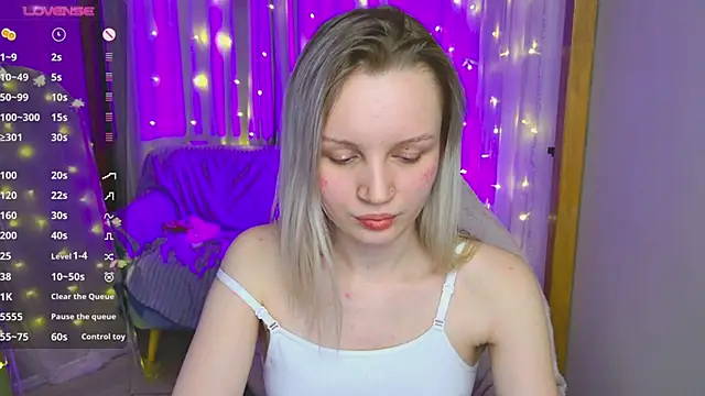 Beatrica Klein online show from January 1, 2025, 7:53 pm