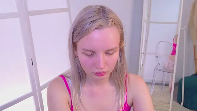 Beatrica Klein online show from September 16, 2025, 4:08 pm