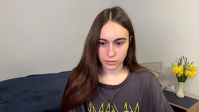 Snapshot of AliceKolltt chatting on April 29, 2026, 10:38 pm AliceKolltt online show from April 29, 2026, 10:38 pm
