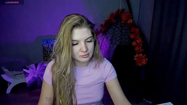 lily williamss online show from October 5, 2025, 12:09 am