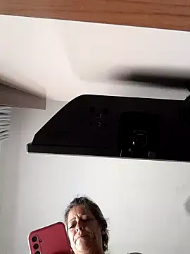 marcialoira online show from January 19, 2025, 2:49 pm