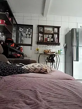 marcialoira online show from January 24, 2025, 8:54 pm