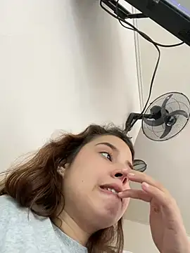 Lia sex69 online show from February 22, 2025, 12:40 pm