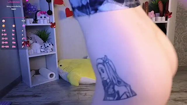 hannah lourens online show from February 16, 2025, 5:37 pm