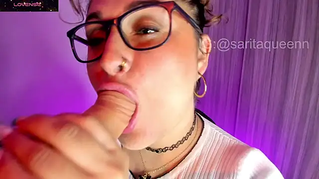 saara queen  online show from November 18, 2025, 1:33 am