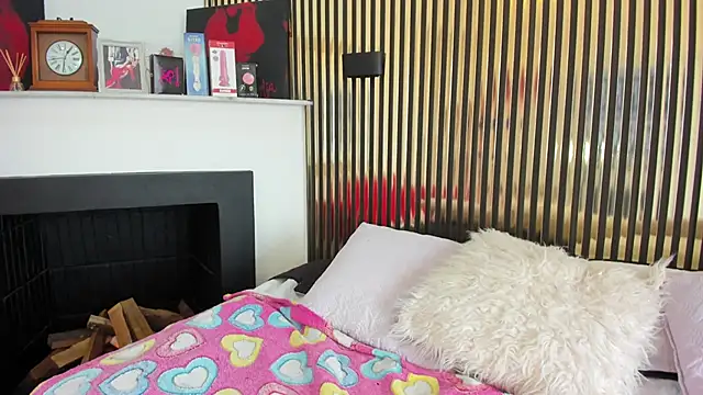 Kendaal Doshi online show from November 16, 2025, 2:00 pm