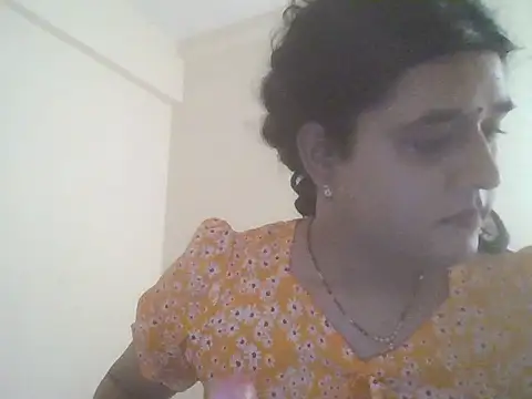 sexyindianbitchlilly online show from May 11, 2026, 8:31 am