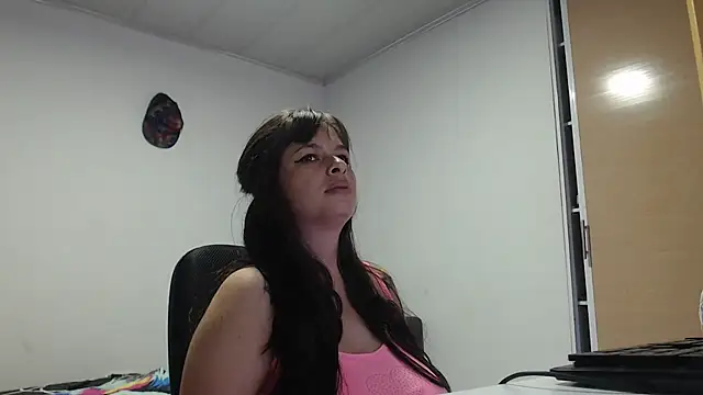 Snapshot of Aliciaheart chatting on May 23, 2026, 5:12 am Aliciaheart online show from May 23, 2026, 5:12 am