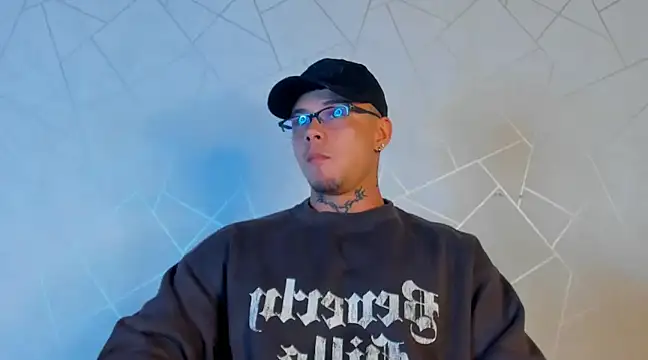 NoahhBrown online show from January 20, 2025, 6:42 am