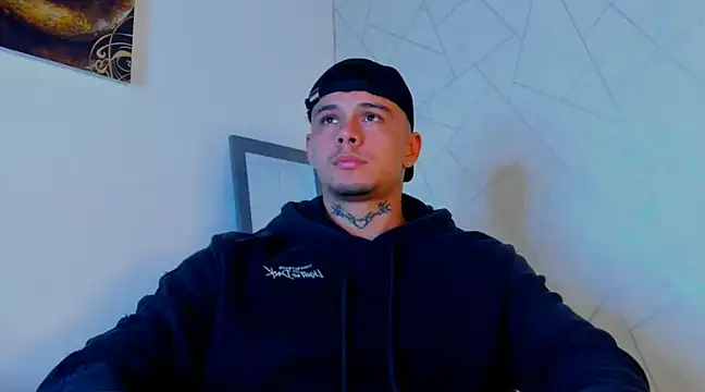 NoahhBrown online show from March 1, 2025, 4:37 am