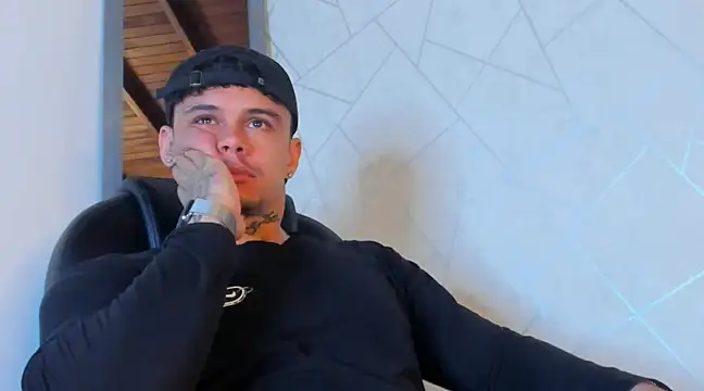 NoahhBrown online show from March 15, 2025, 2:56 am