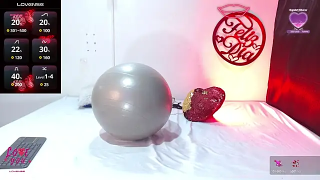 cleopatraa online show from February 21, 2025, 10:59 pm