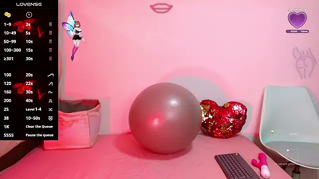 cleopatraa online show from September 10, 2025, 9:04 pm