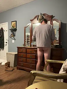 Onesieboy4daddys online show from April 16, 2026, 8:37 am