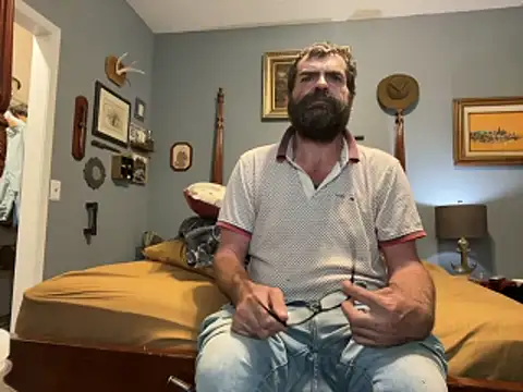 Onesieboy4daddys online show from April 18, 2026, 7:07 pm