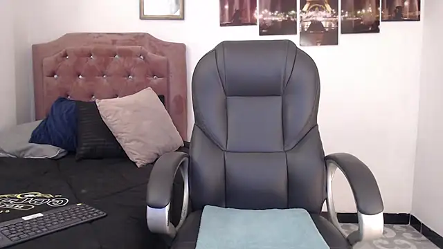  Alice Horny Gh online show from February 28, 2025, 7:25 pm