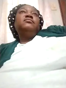 MATUREBUSSTY online show from September 28, 2025, 7:52 pm