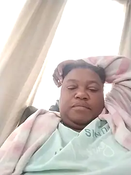 MATUREBUSSTY online show from October 4, 2025, 6:55 am