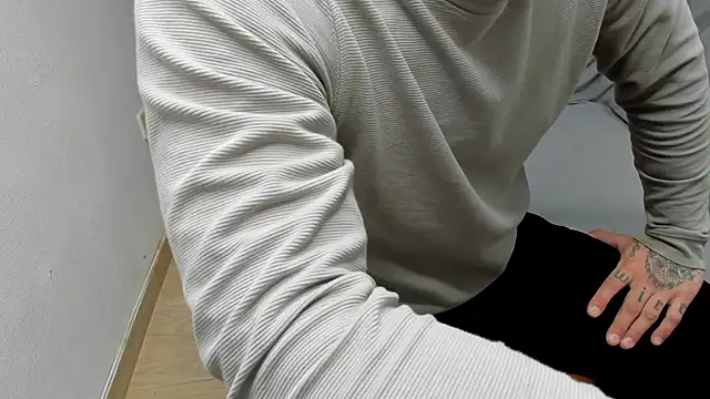 layneinchains online show from March 27, 2026, 9:42 am